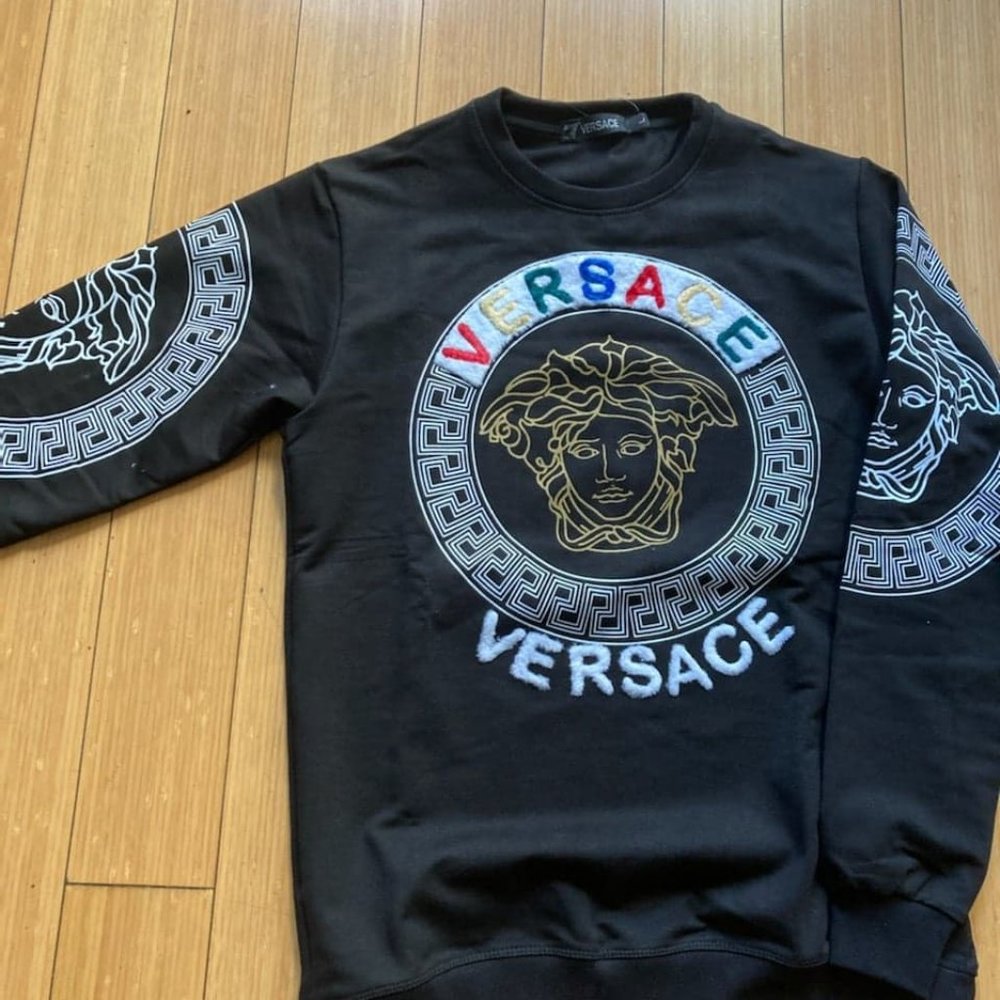VERSACE